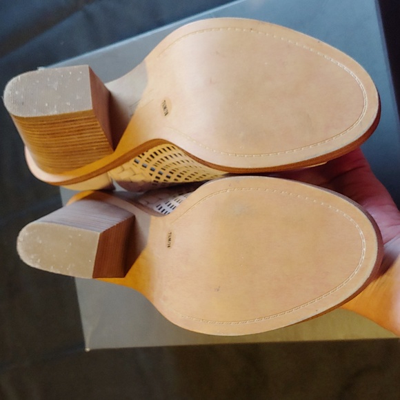 Vince Camuto fritzey perforated peep toe bootie - Picture 4 of 5